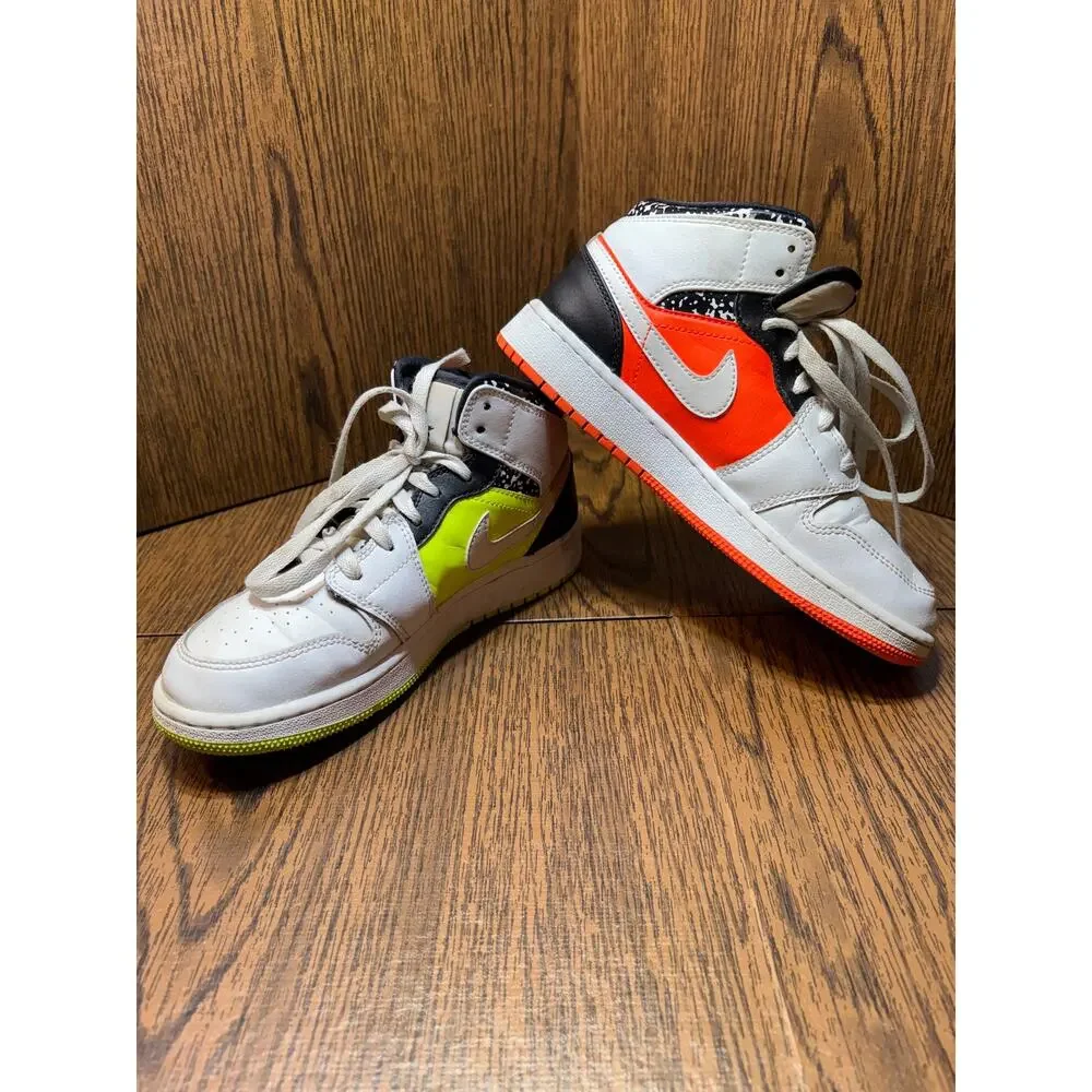 Nike Air Jordan 1 Mid GS Composition Notebook Volt and Orange Size 5Y - Picture 15 of 16